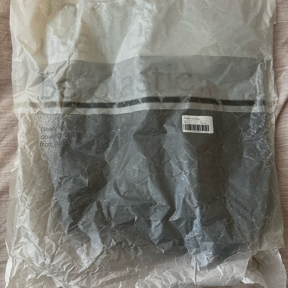 Everlane The ReNew Transit Backpack Black NEW - Picture 7 of 7